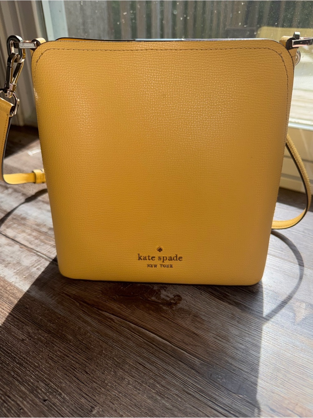Kate spade Darcy small bucket bag yellow